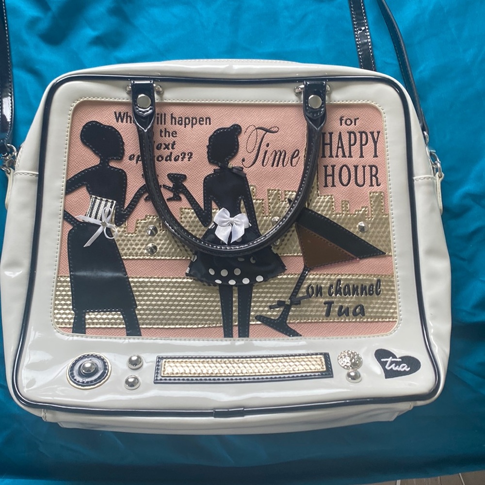 Tua by Braccialiani handbag.